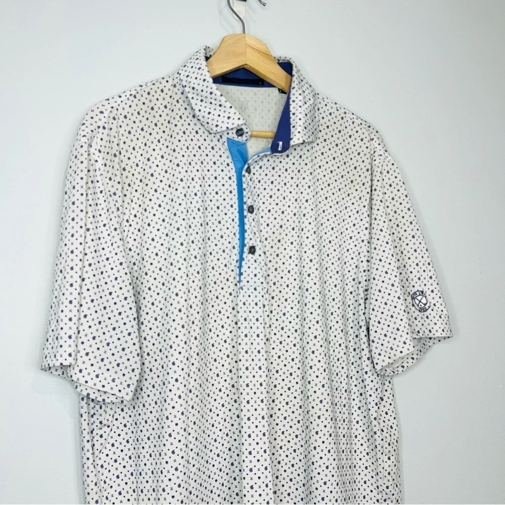 Grayson White Wolf Crossbow Print Performance Polo Large